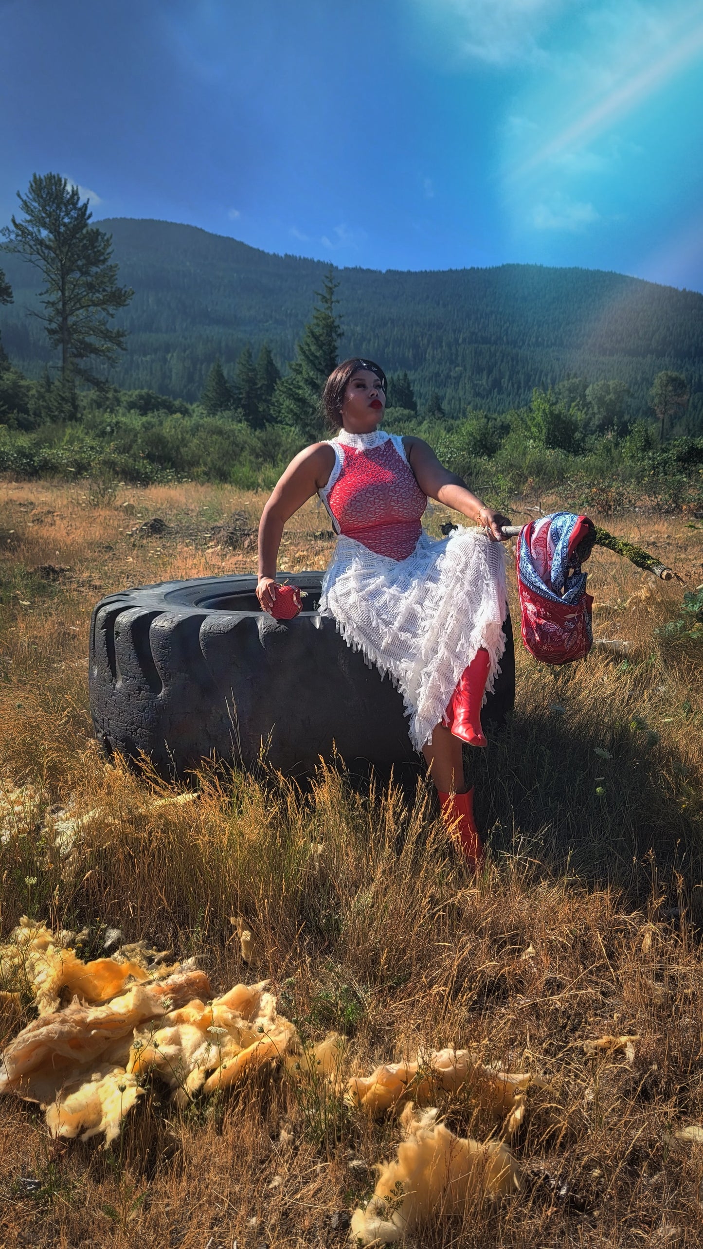 Americana Damsel in Distress