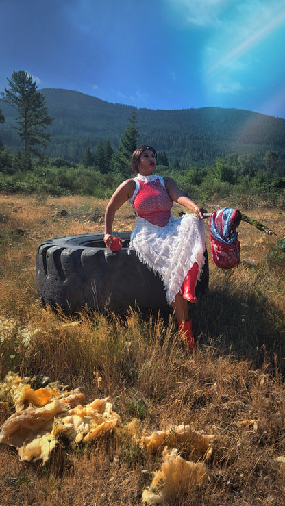 Americana Damsel in Distress